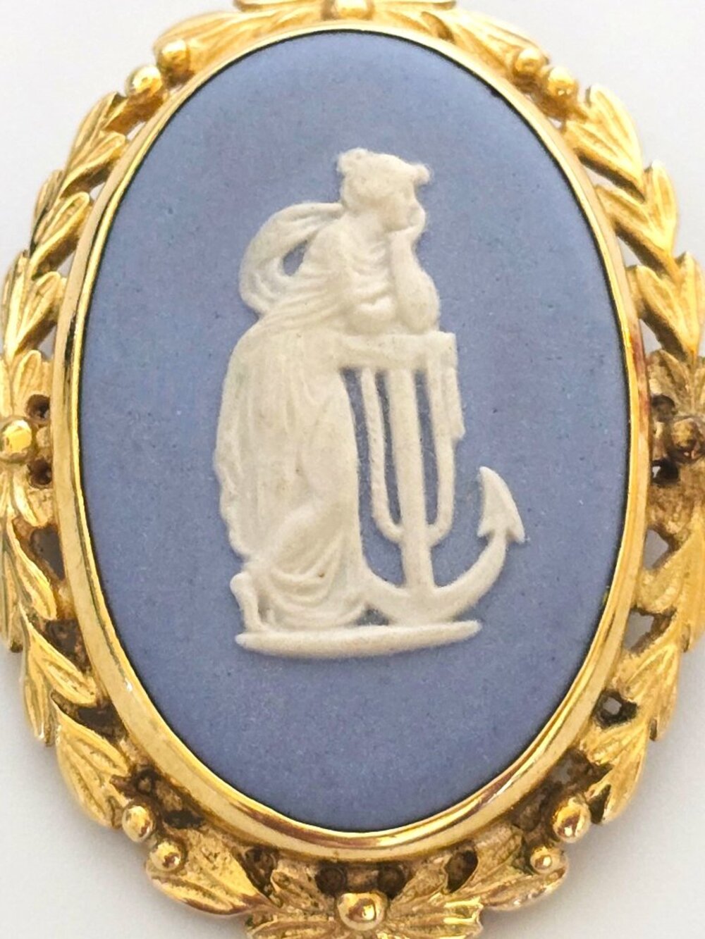 Wedgewood Vintage 1969 Blue Jasperware Pin Brooch Cameo